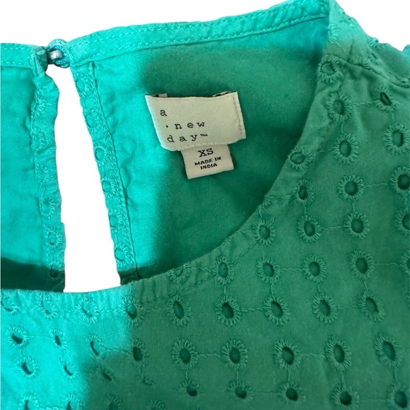 a new day Green Eyelet Puff Sleeve Blouse - Picture 3 of 4